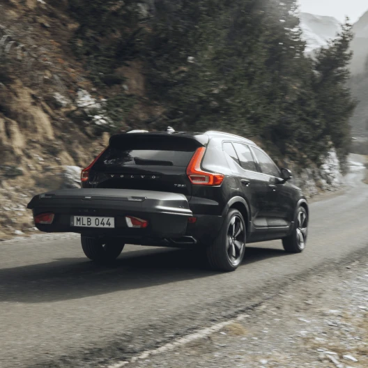 Thule Arcos Box und Platform Bundle