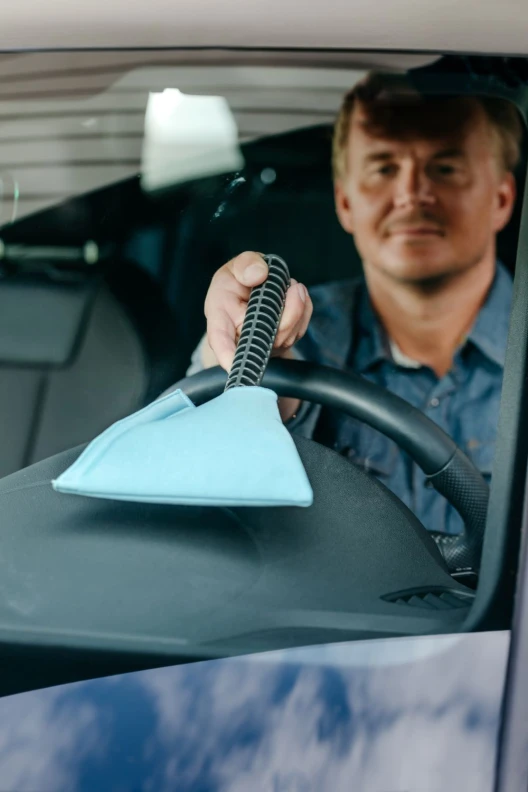 Raschietto per finestrini